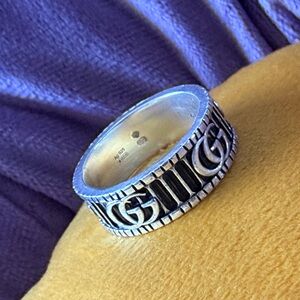 GUCCI Marmont GG Aged Sterling Silver Ring, Size 19
